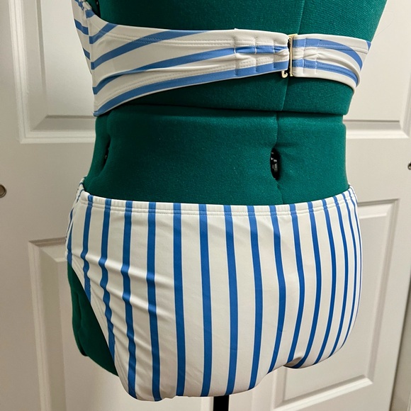 Blue/White Stripe Bikini w/Madras Plaid Cover Up & 2 sets Coordinated Earrings - Picture 9 of 11